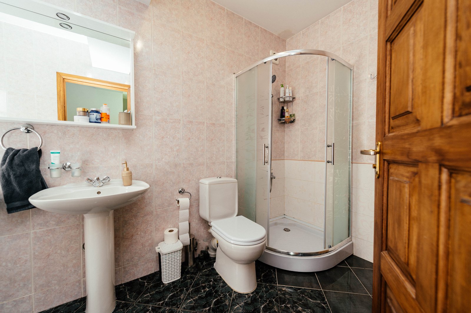 23